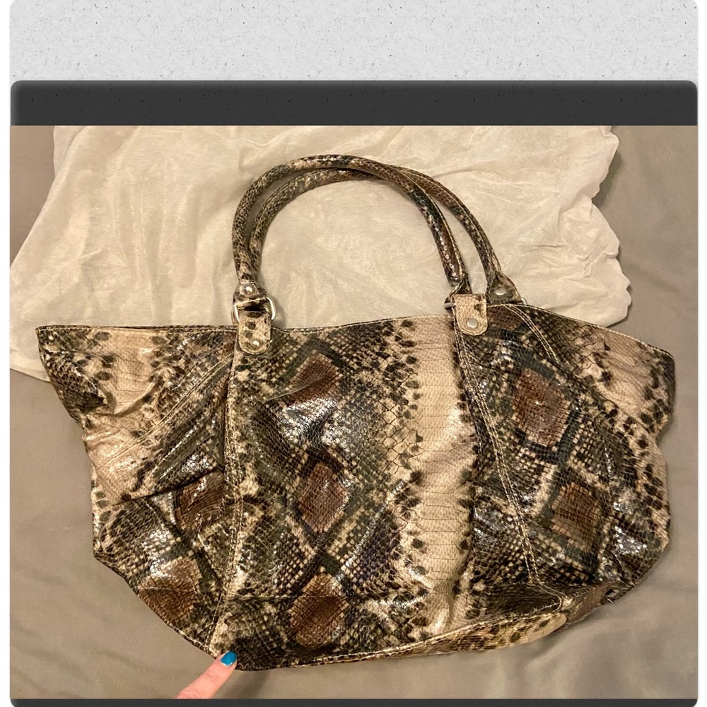 NWT - Chateau bag